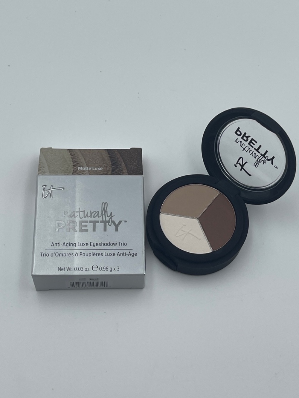NEW IT Cosmetics Naturally Pretty Anti Aging Eyeshadow Trio .96 g*3 -Matte Luxe - Picture 2 of 7